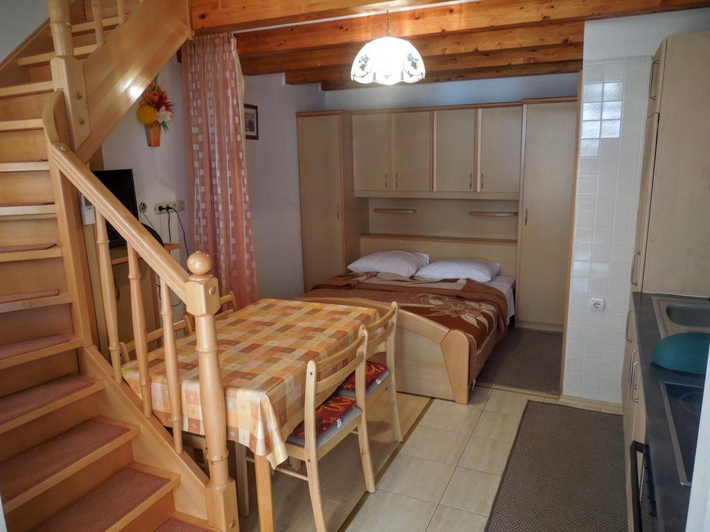 Apartments Dobranic Crikvenica Ngoại thất bức ảnh